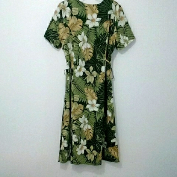 VIP Petites tropical print neutral button down maxi dress - Picture 7 of 7